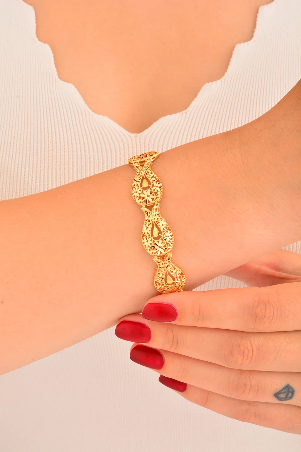 Cebeci 22 Ayar Lale Altın Bileklik