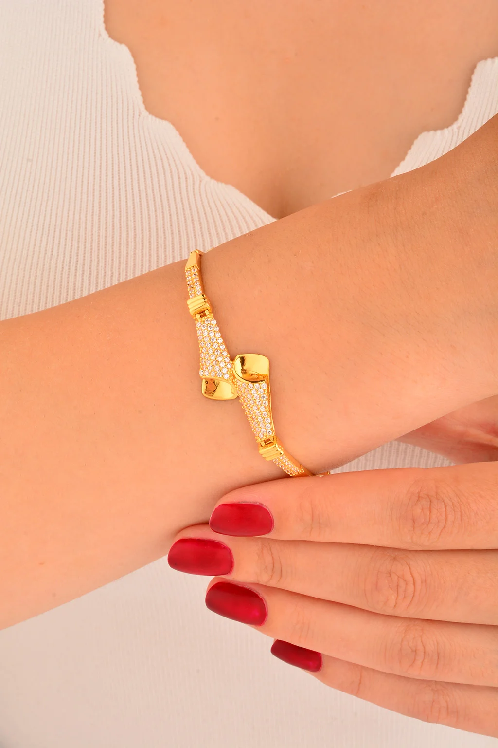 Cebeci 22 Ayar Taşlı Altın Bileklik