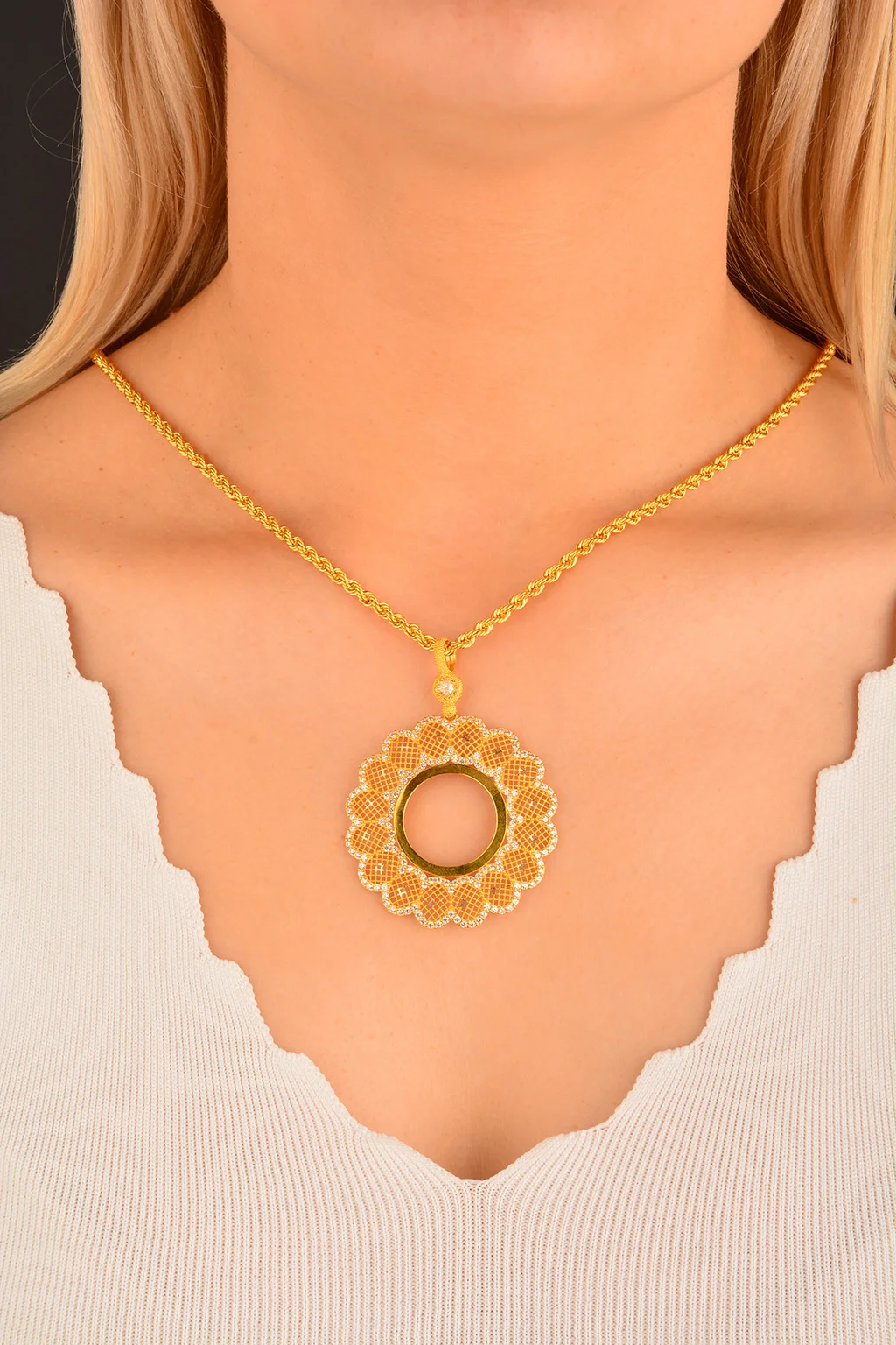 Cebeci 14 Ayar Taşlı Çerçeveli Altın Kolye Ucu