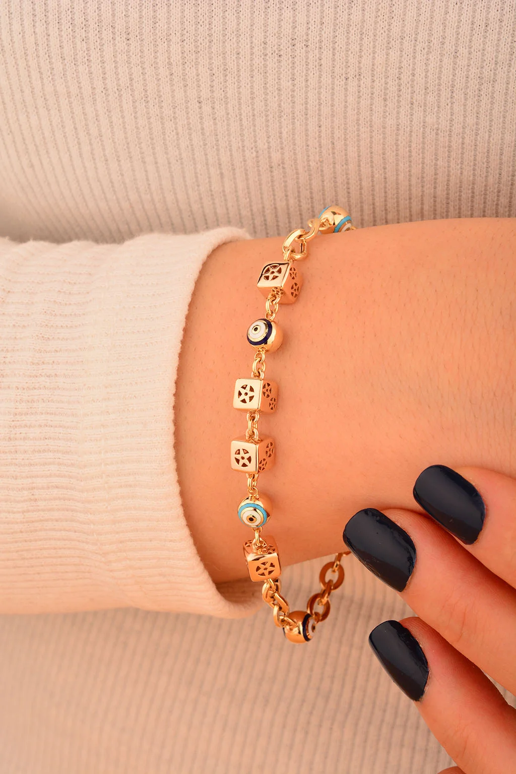 Cebeci Cubo Nazar Boncuklu 14 Ayar Altın Bileklik