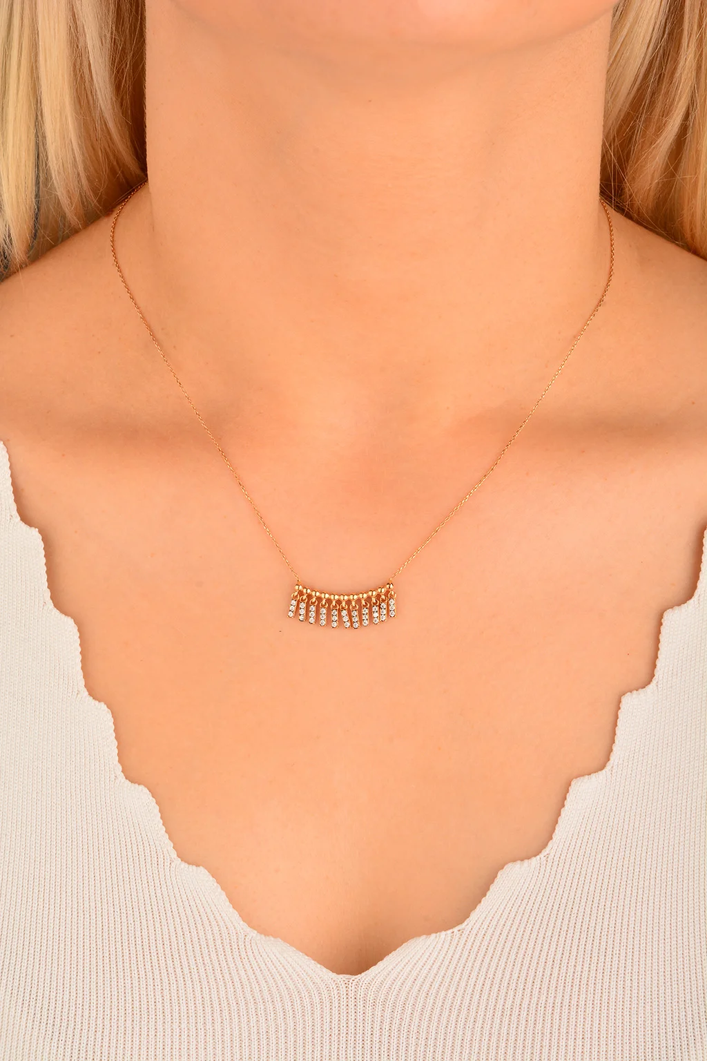 Cebeci 14 Ayar Taşlı Sarkan Altın Kolye