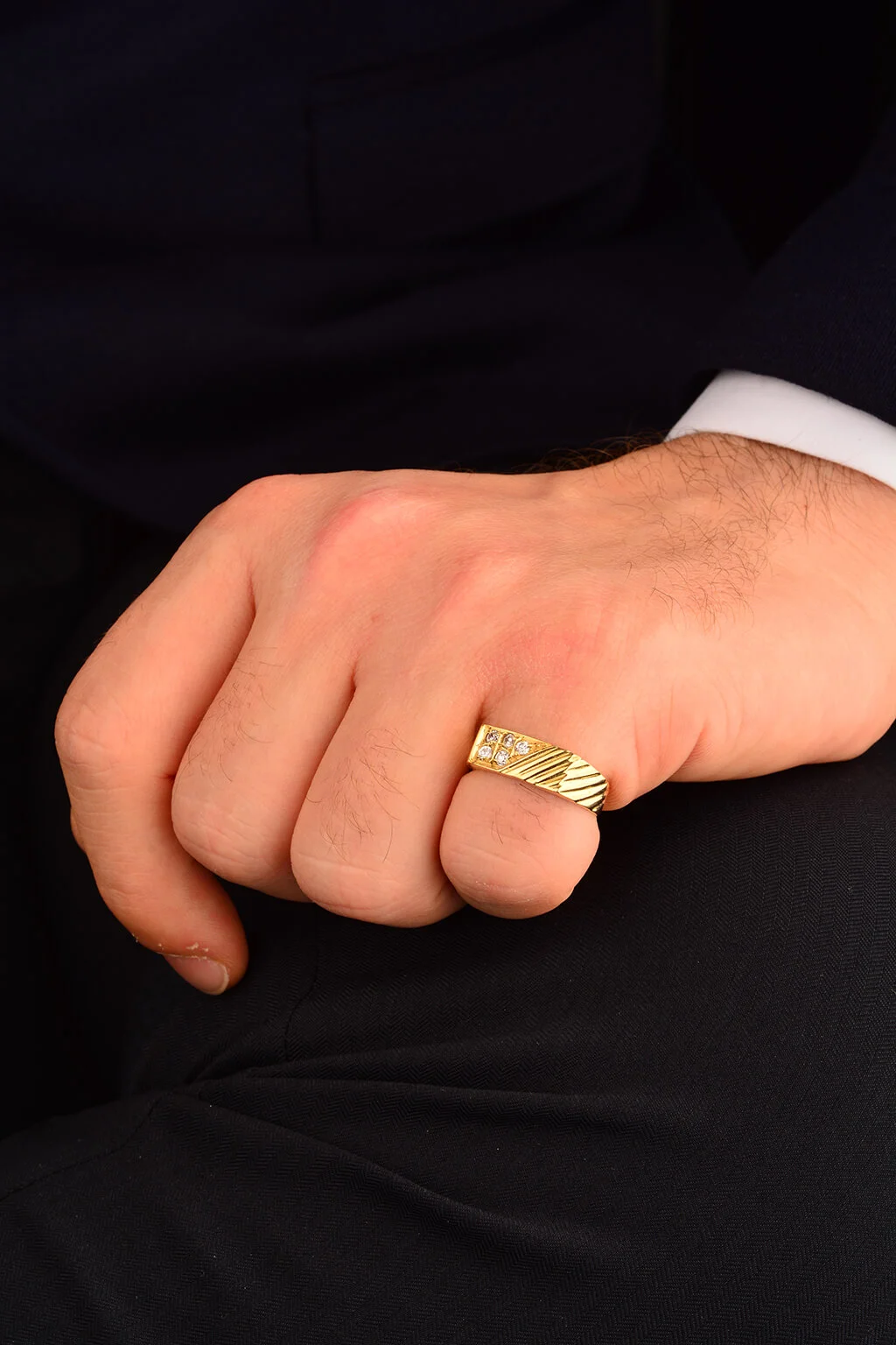 Erkek Taşlı Altın Yüzük