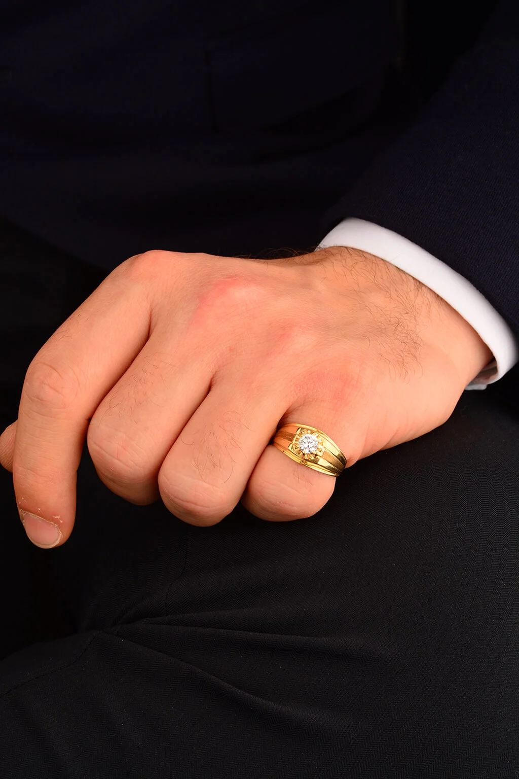 Erkek Taşlı Altın Yüzük