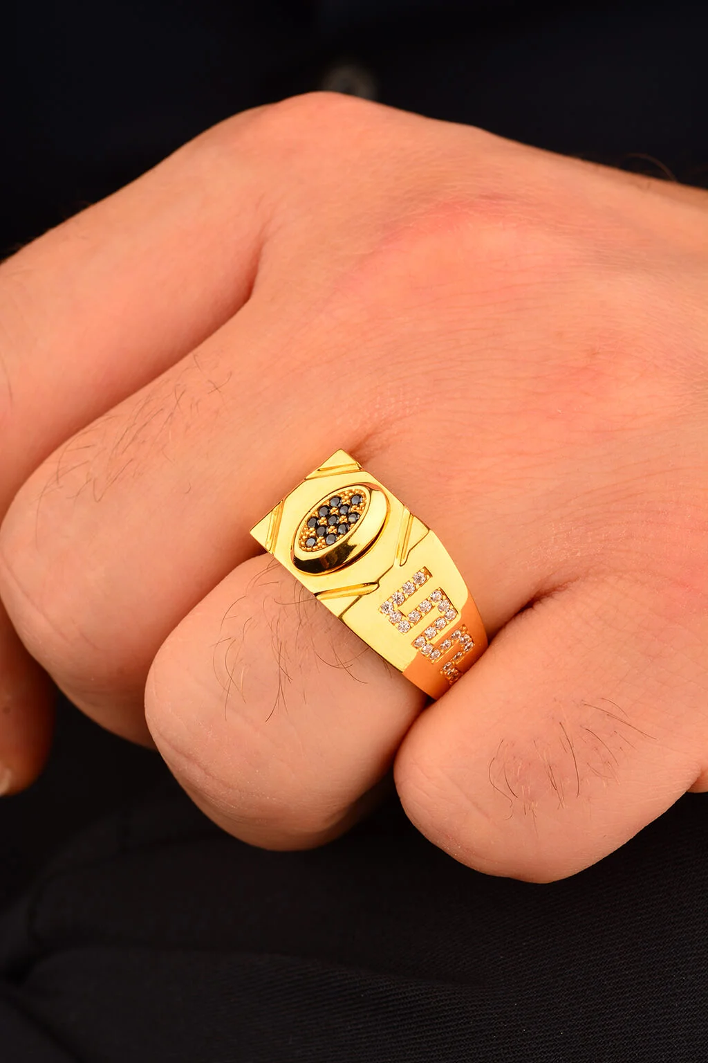Erkek Taşlı Altın Yüzük