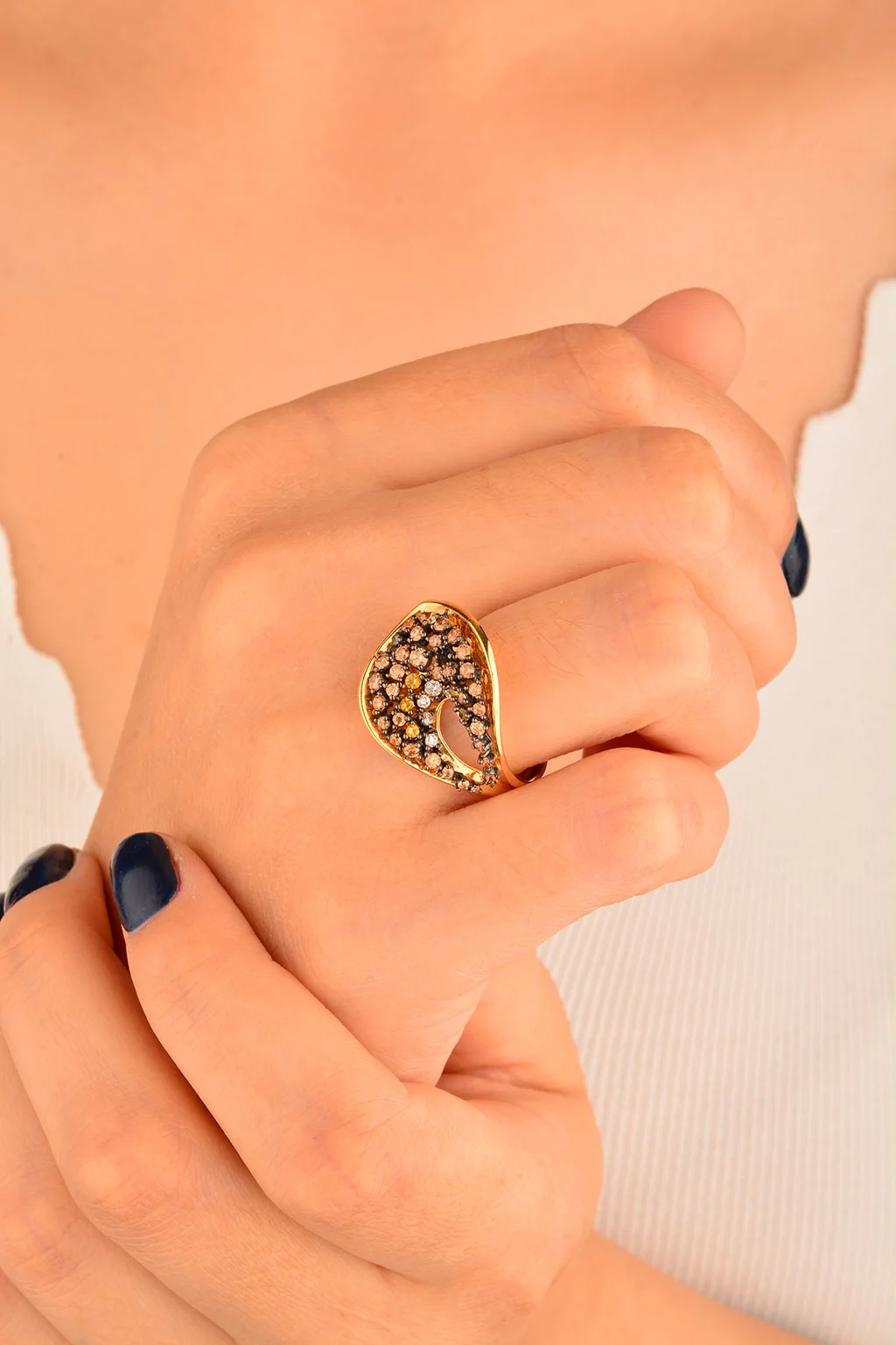 Cebeci 14 Ayar Kahve Taşlı Altın Yüzük