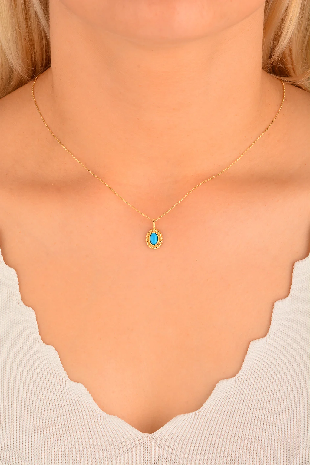 Cebeci 14 Ayar Mavi Taşlı Madalyon Kolye