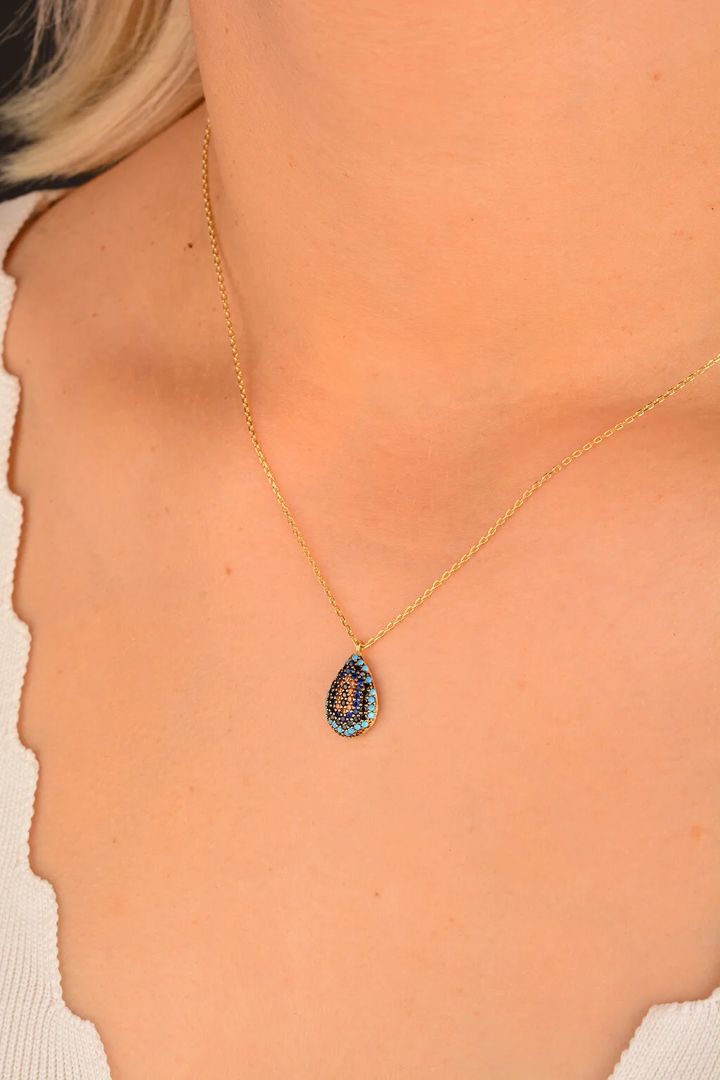 Nazarlı Altın Kolye