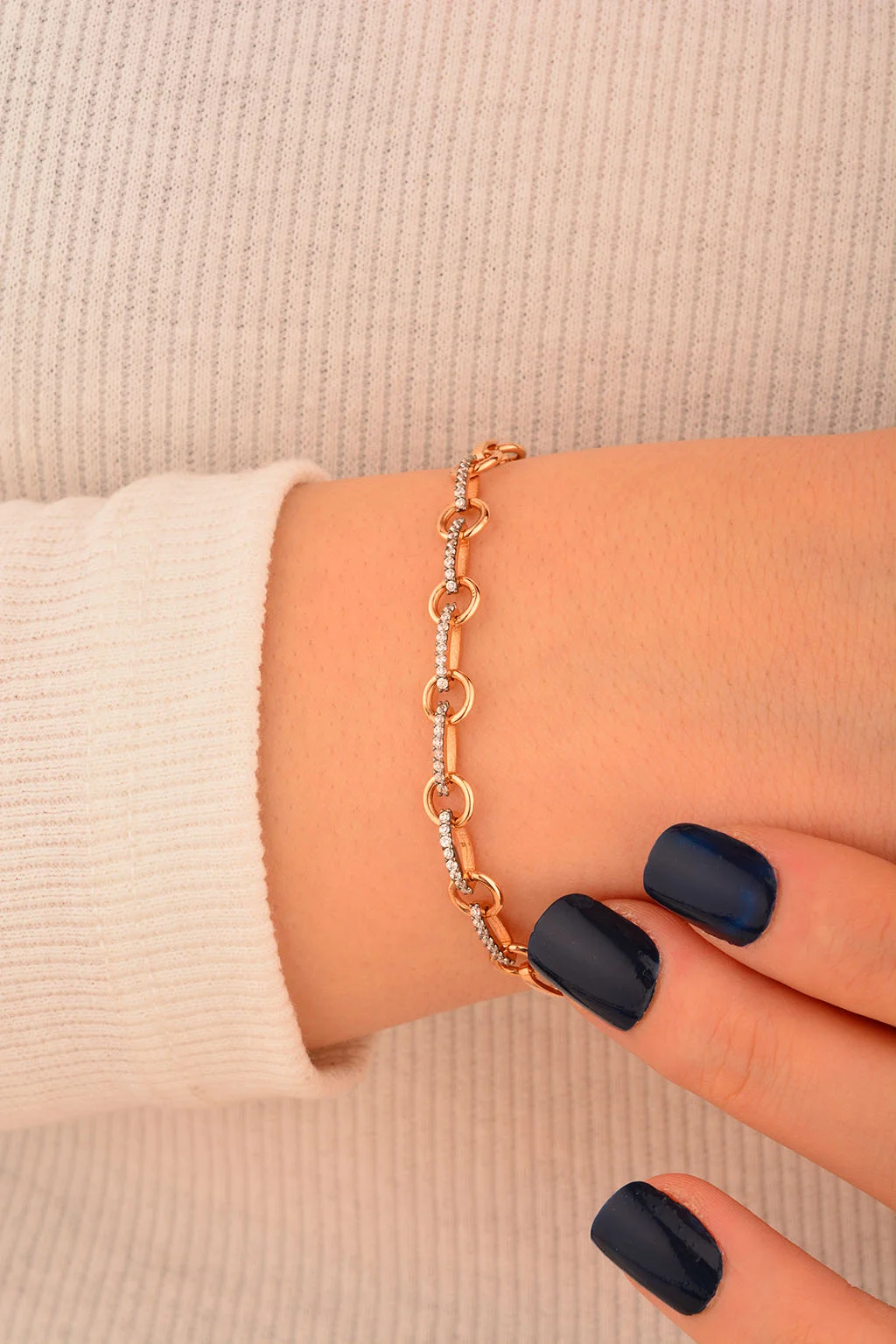 Cebeci 14 Ayar Rose Taşlı Altın Bileklik