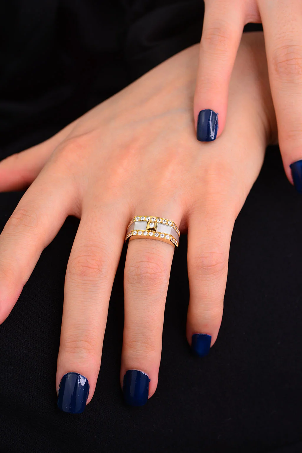 Taşlı Anne Yüzüğü