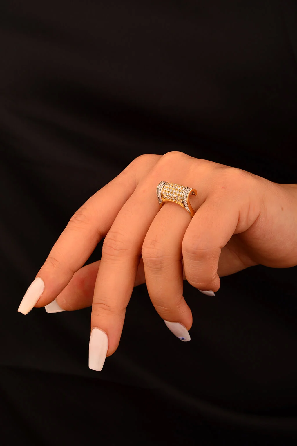 Taşlı Anne Yüzüğü