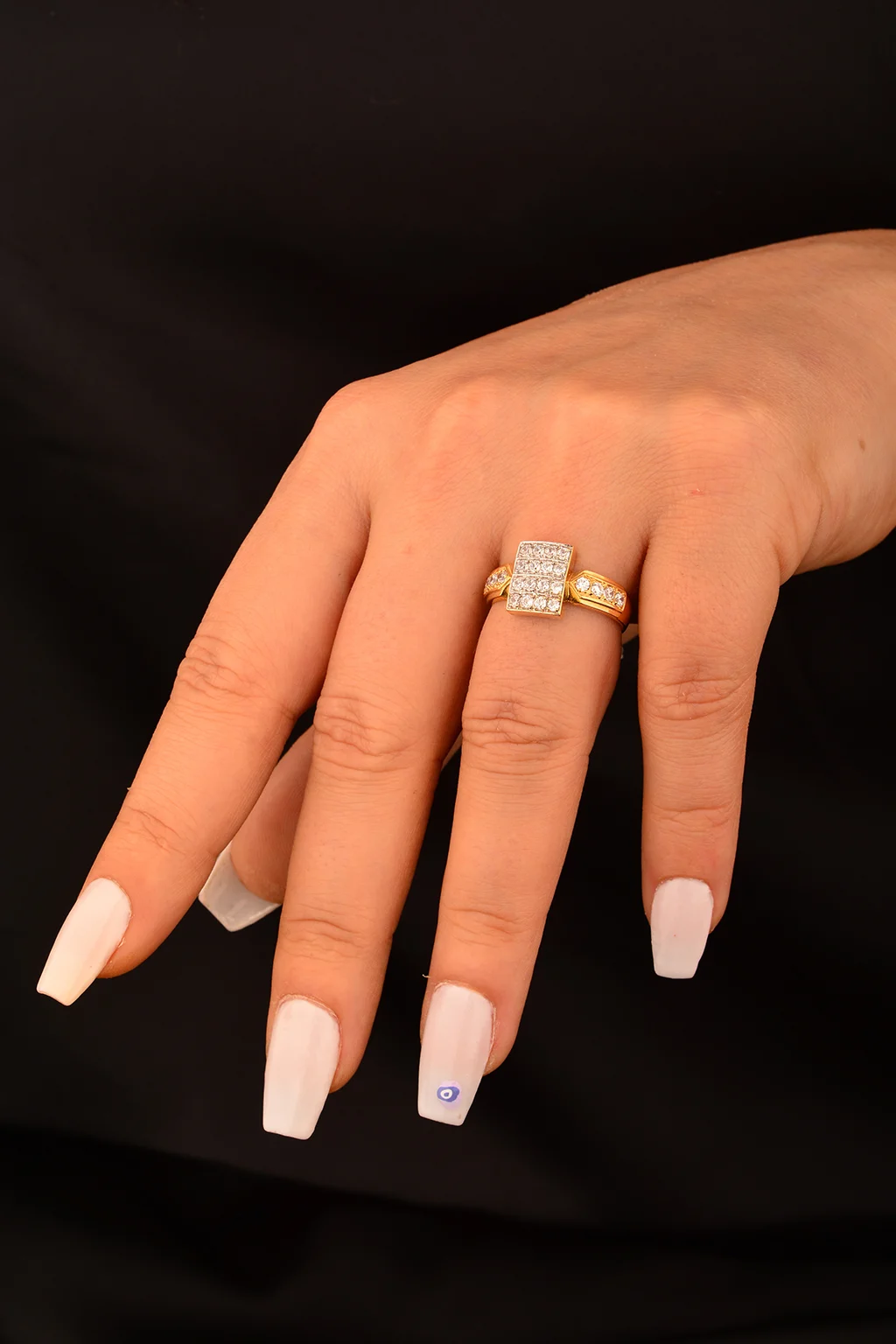 Taşlı Anne Yüzüğü