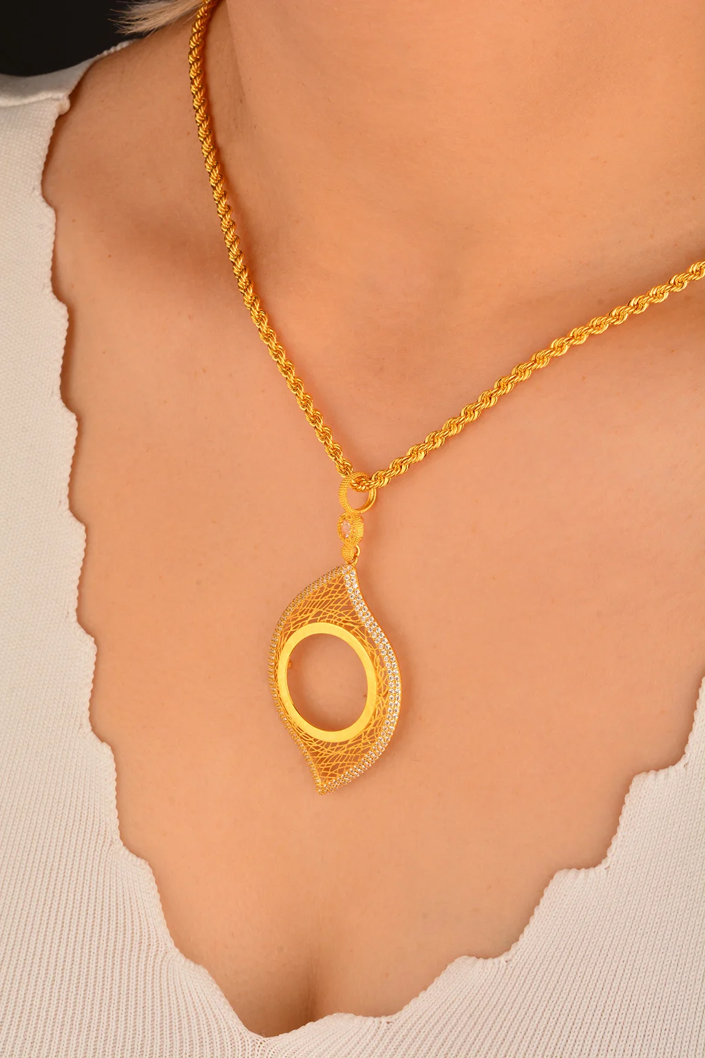 Cebeci 14 Ayar Taşlı Çerçeve Kolye Ucu