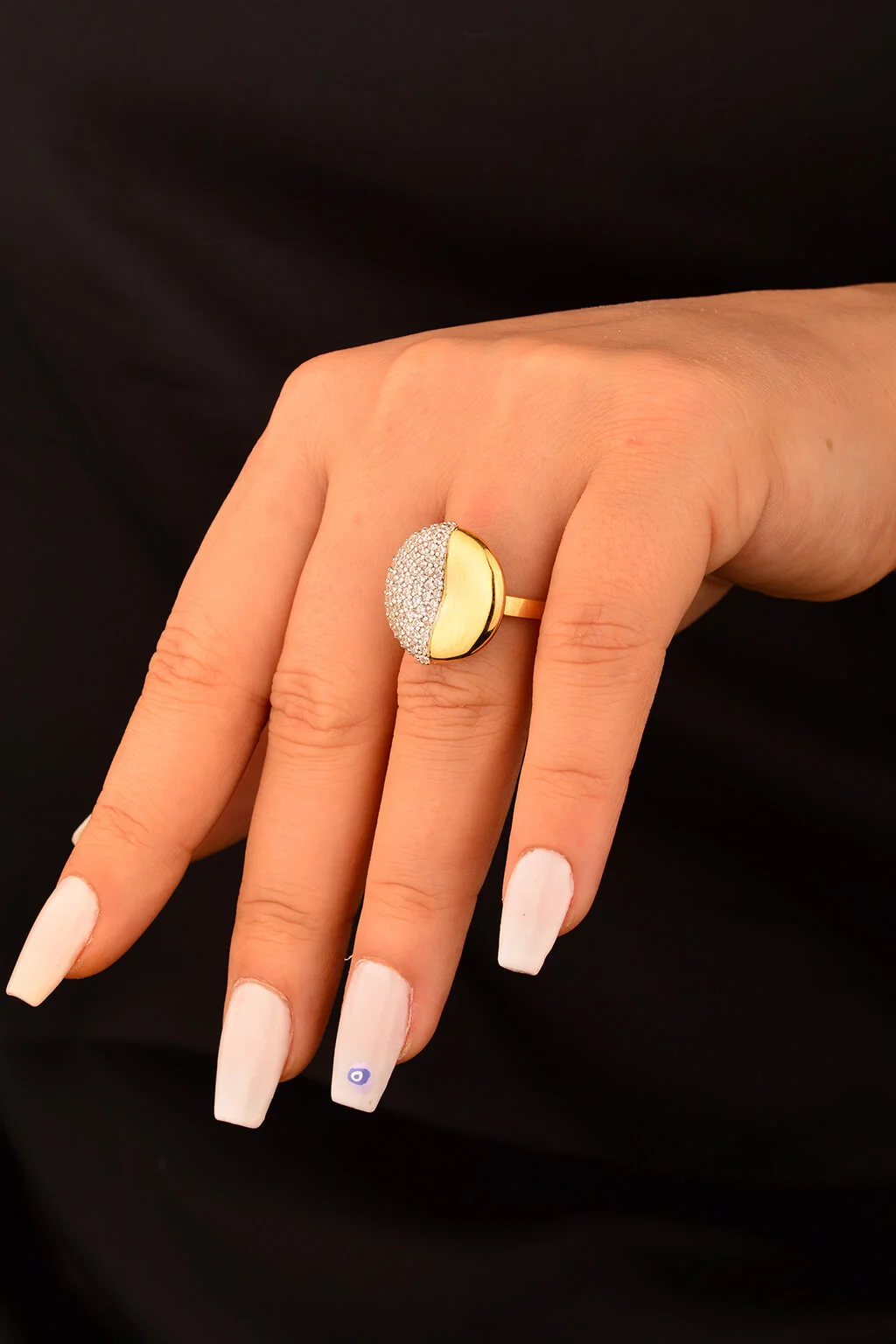 Taşlı Daire Anne Yüzüğü