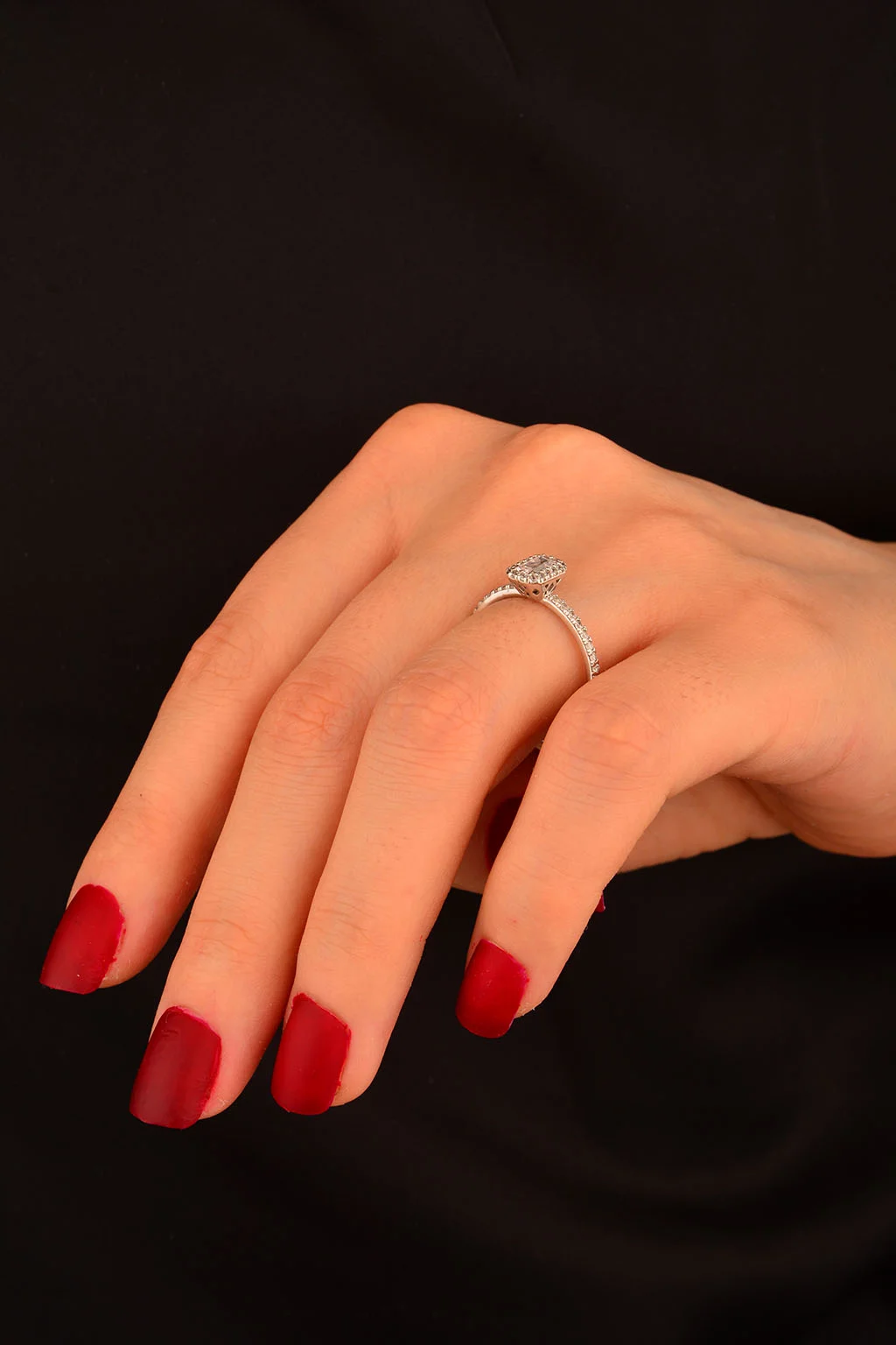 Cebeci 14 Ayar Baget Altın Yüzük