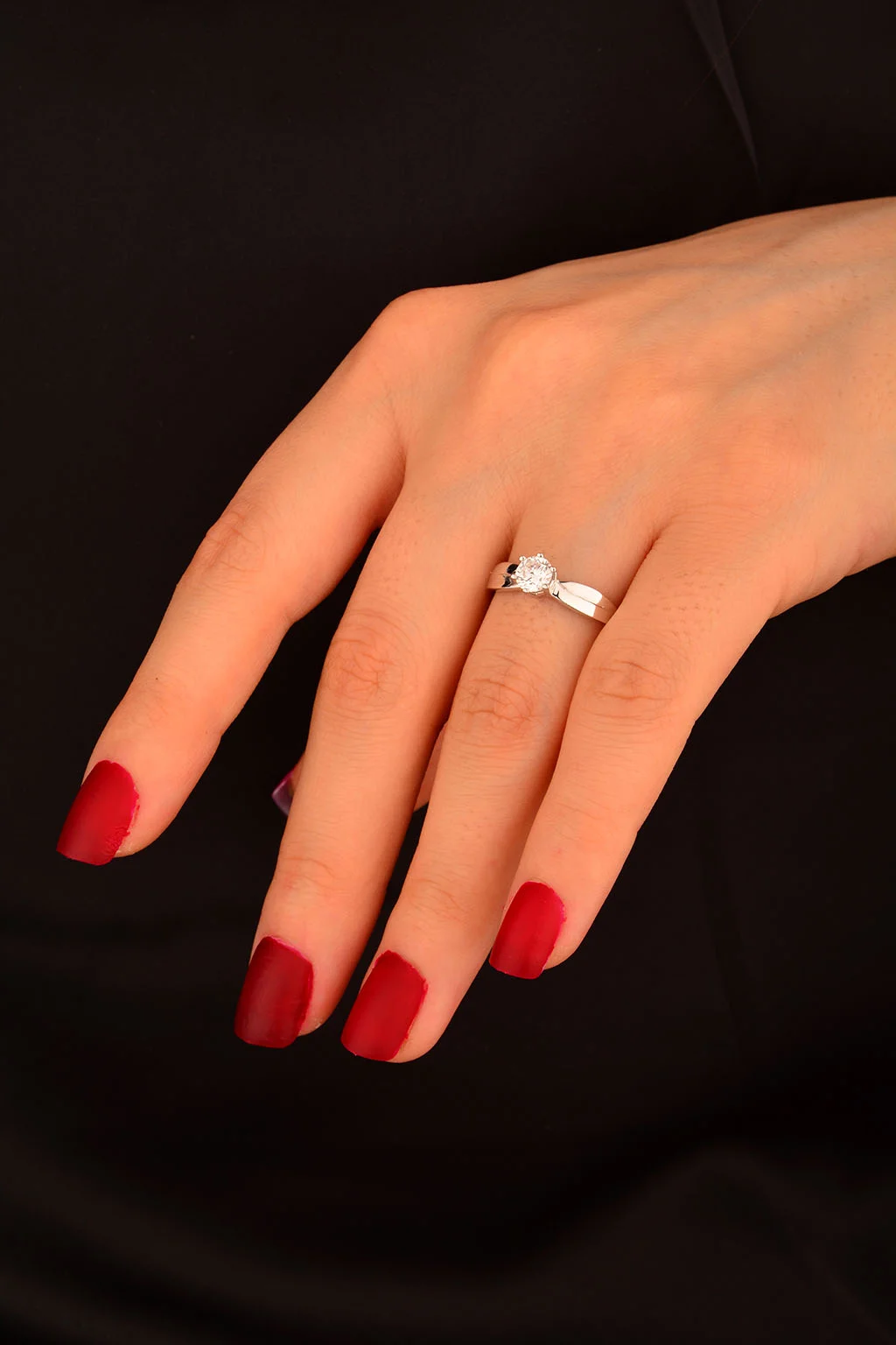 Tek Taş Altın Yüzük