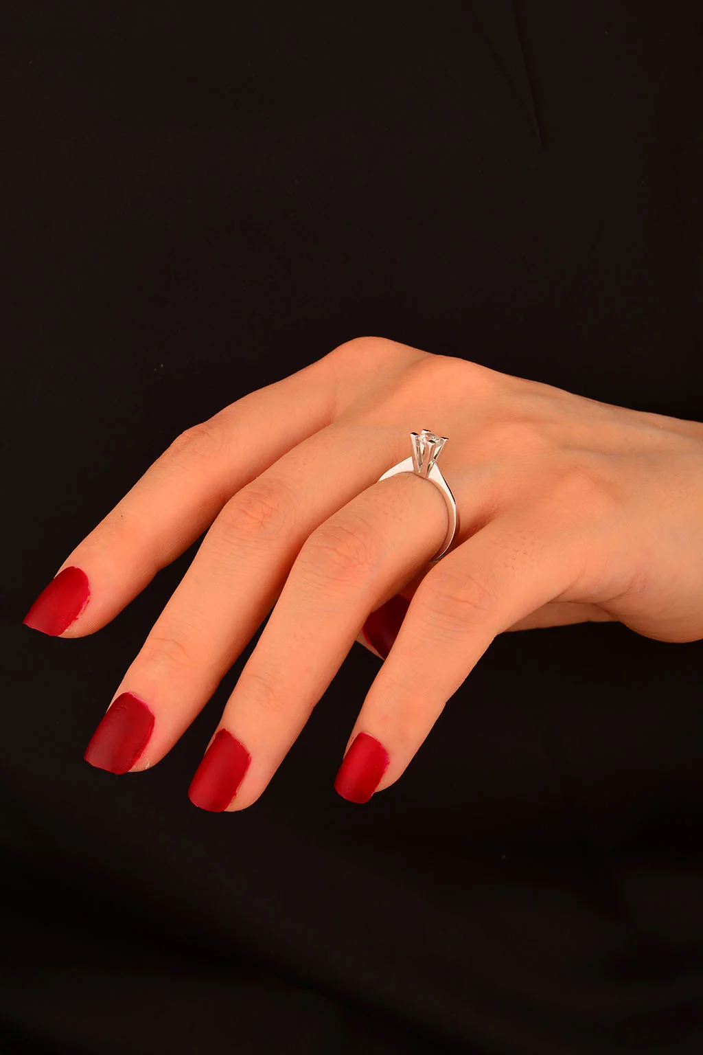 Tek Taş Altın Yüzük