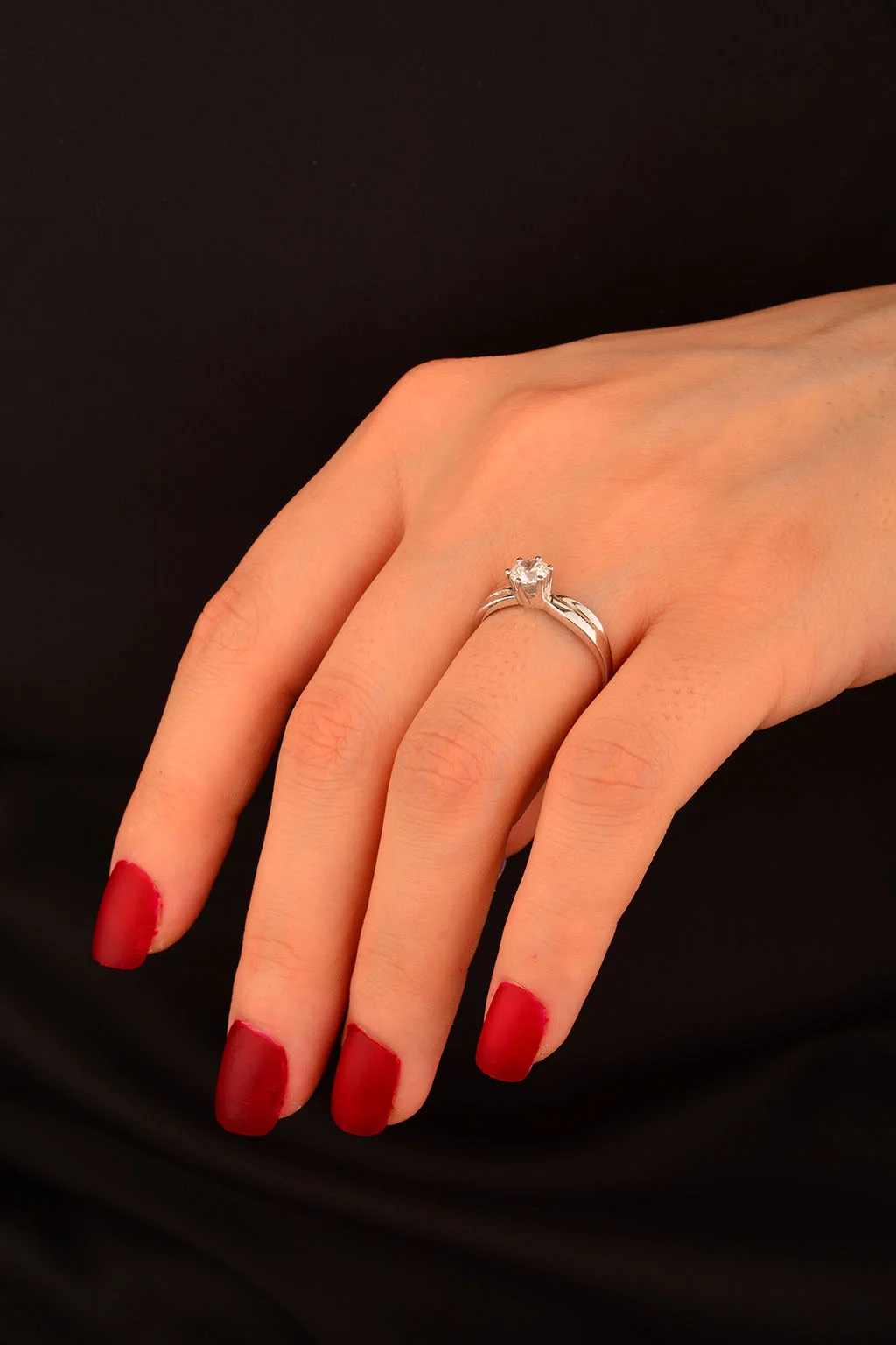 Tek Taş Altın Yüzük