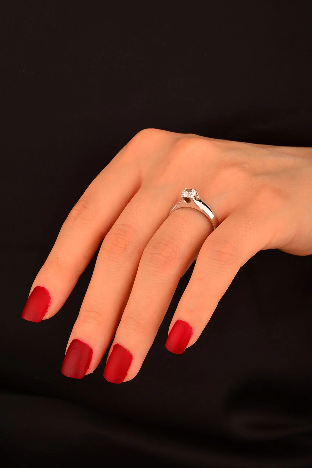 Tek Taş Altın Yüzük