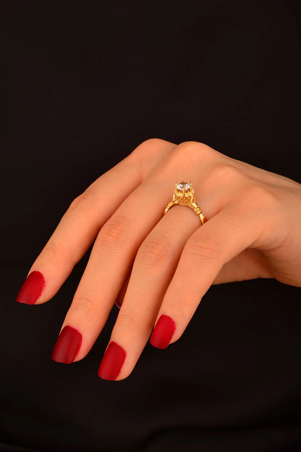 Tek Taş Altın Yüzük