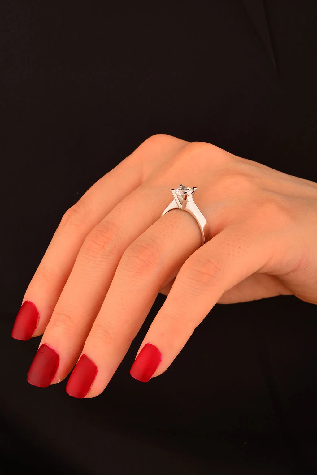 Tek Taş Altın Yüzük