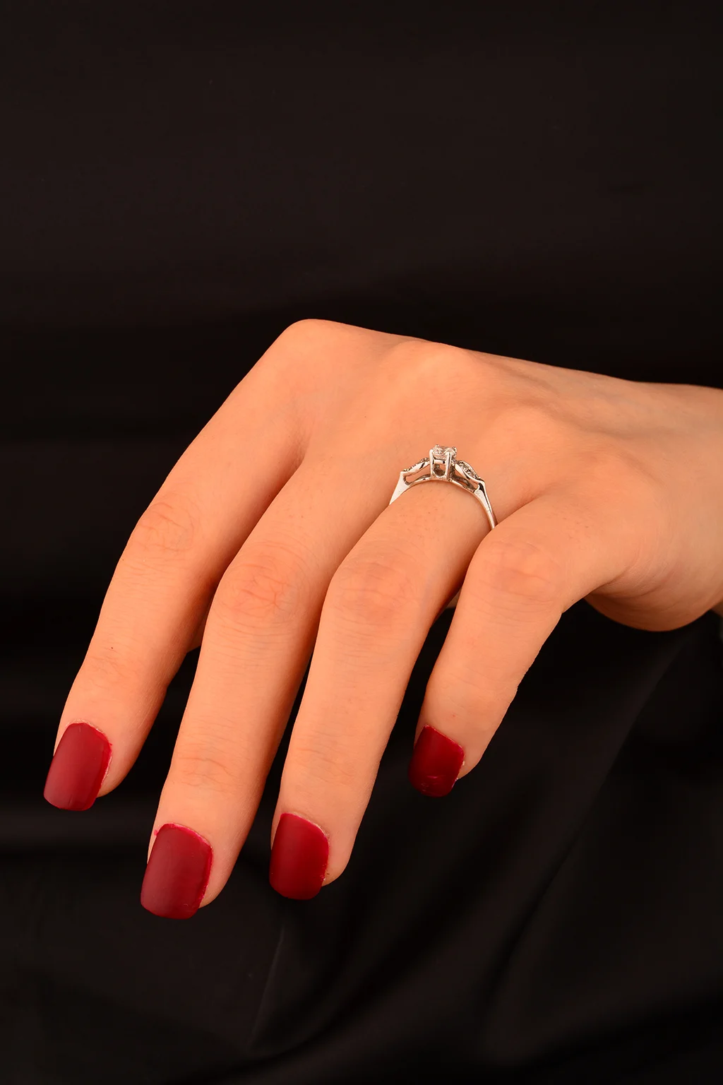 Tek Taş Altın Yüzük