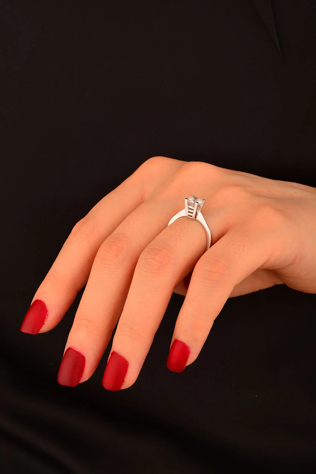 Tek Taş Altın Yüzük