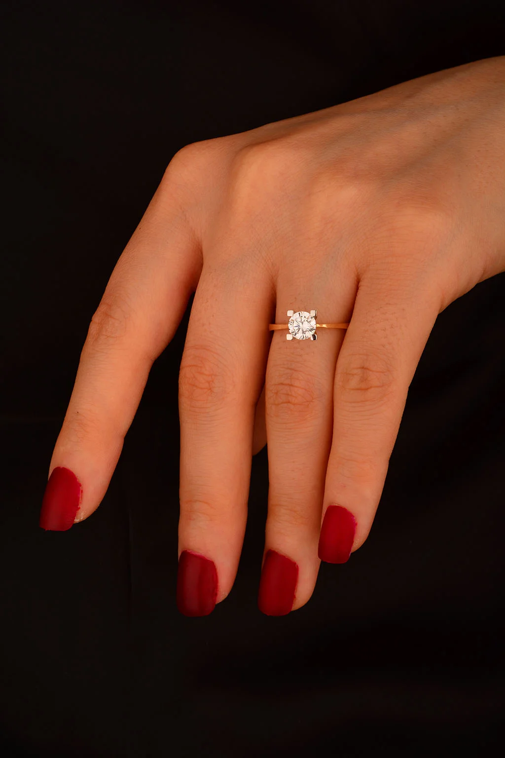 Cebeci 14 Ayar Tektaş Altın Yüzük