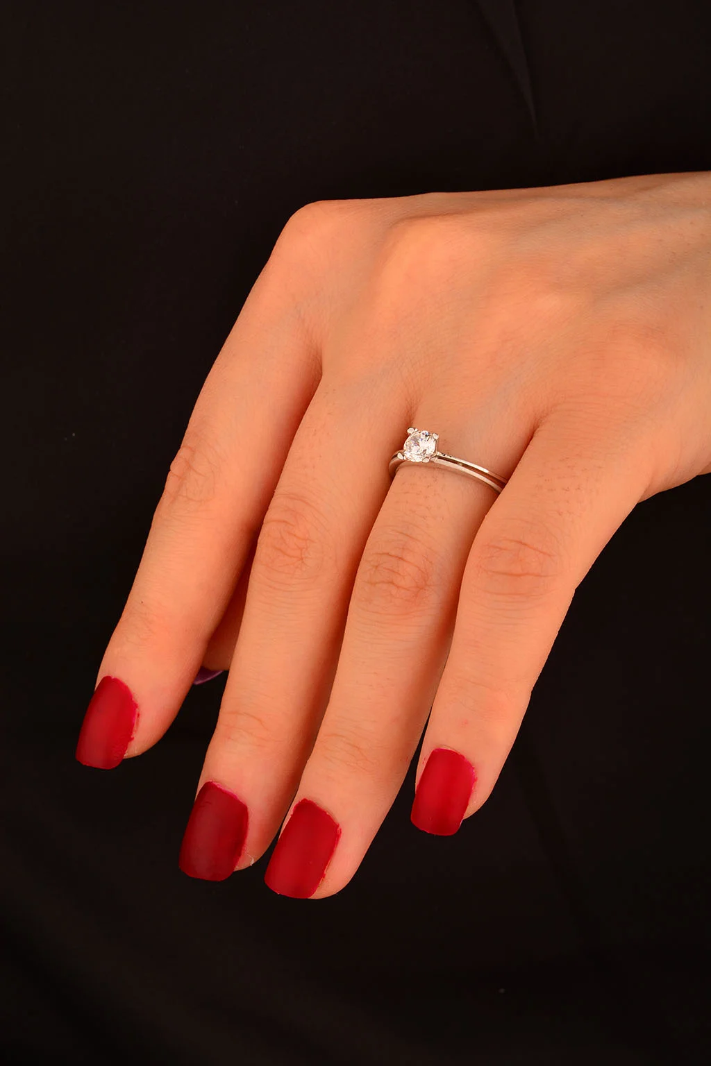 Tek Taş Altın Yüzük