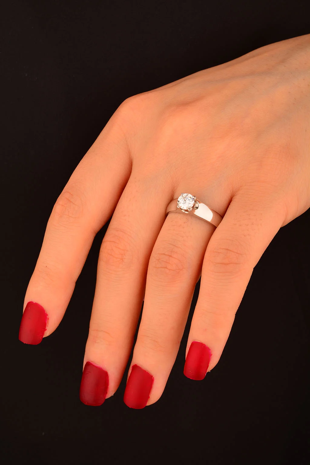 Tek Taş Altın Yüzük