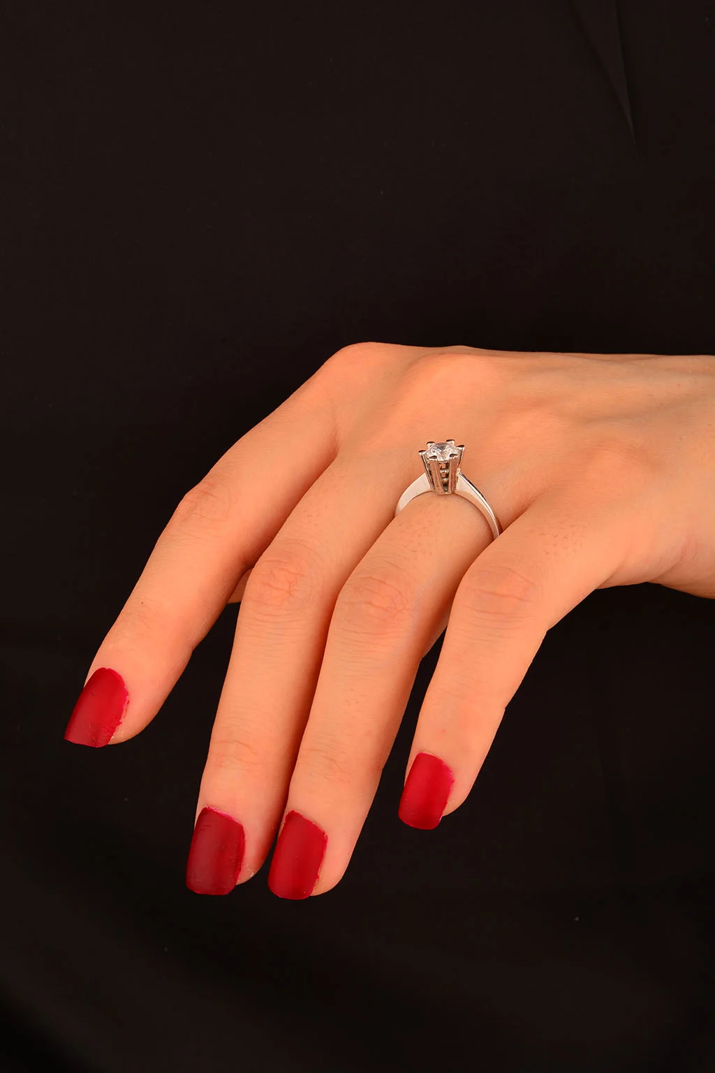 Tek Taş Altın Yüzük