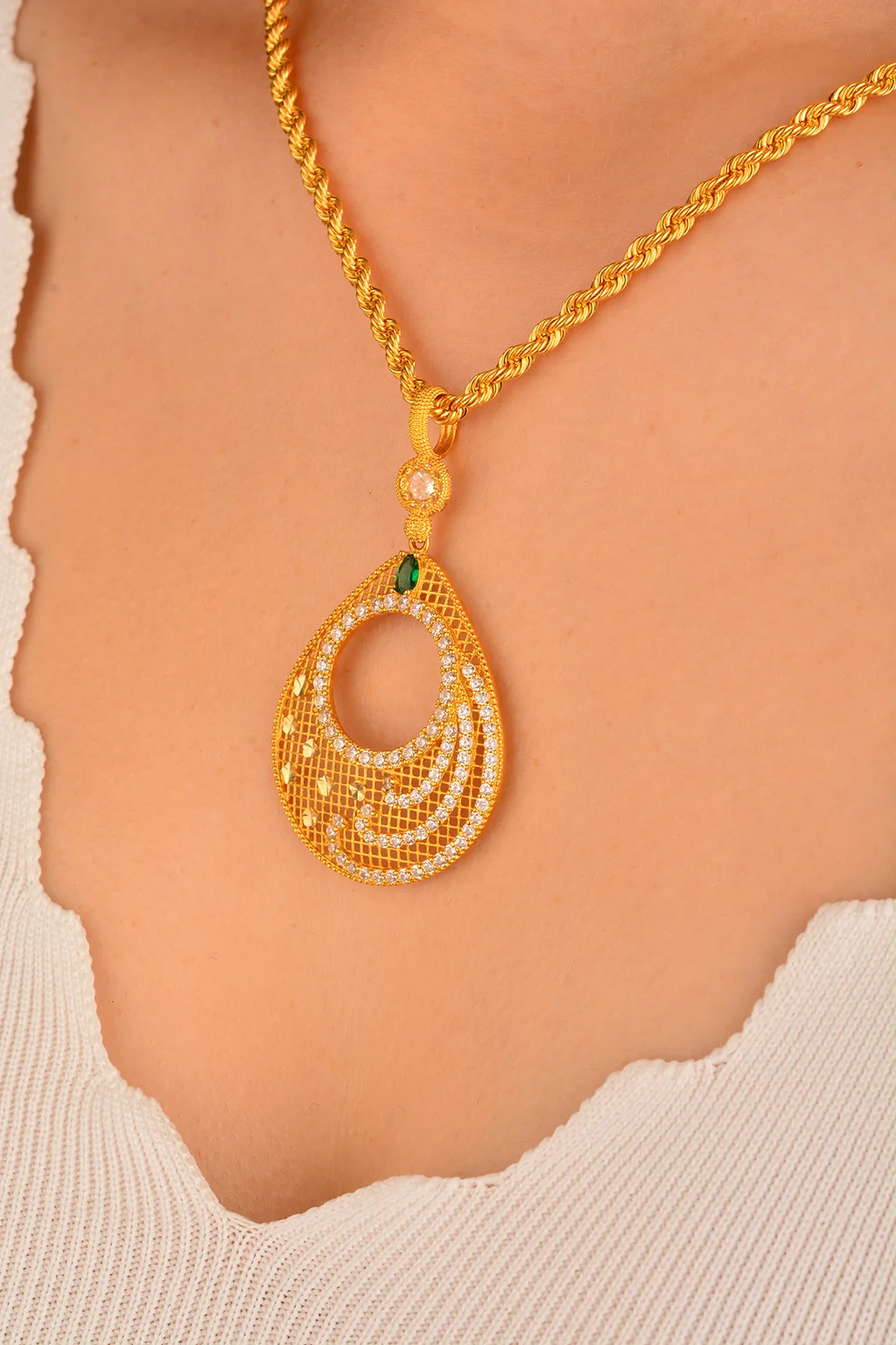 Cebeci 14 Ayar Yeşil Taşlı Çerçeve Altın Kolye Ucu