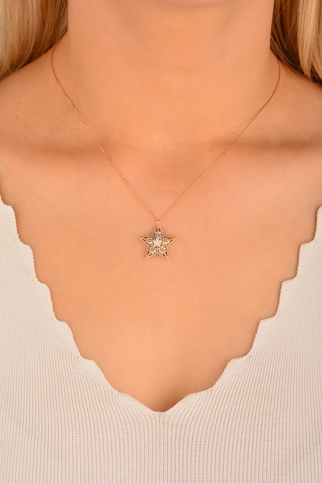 Cebeci 14 Ayar Yıldız Rose Altın Kolye