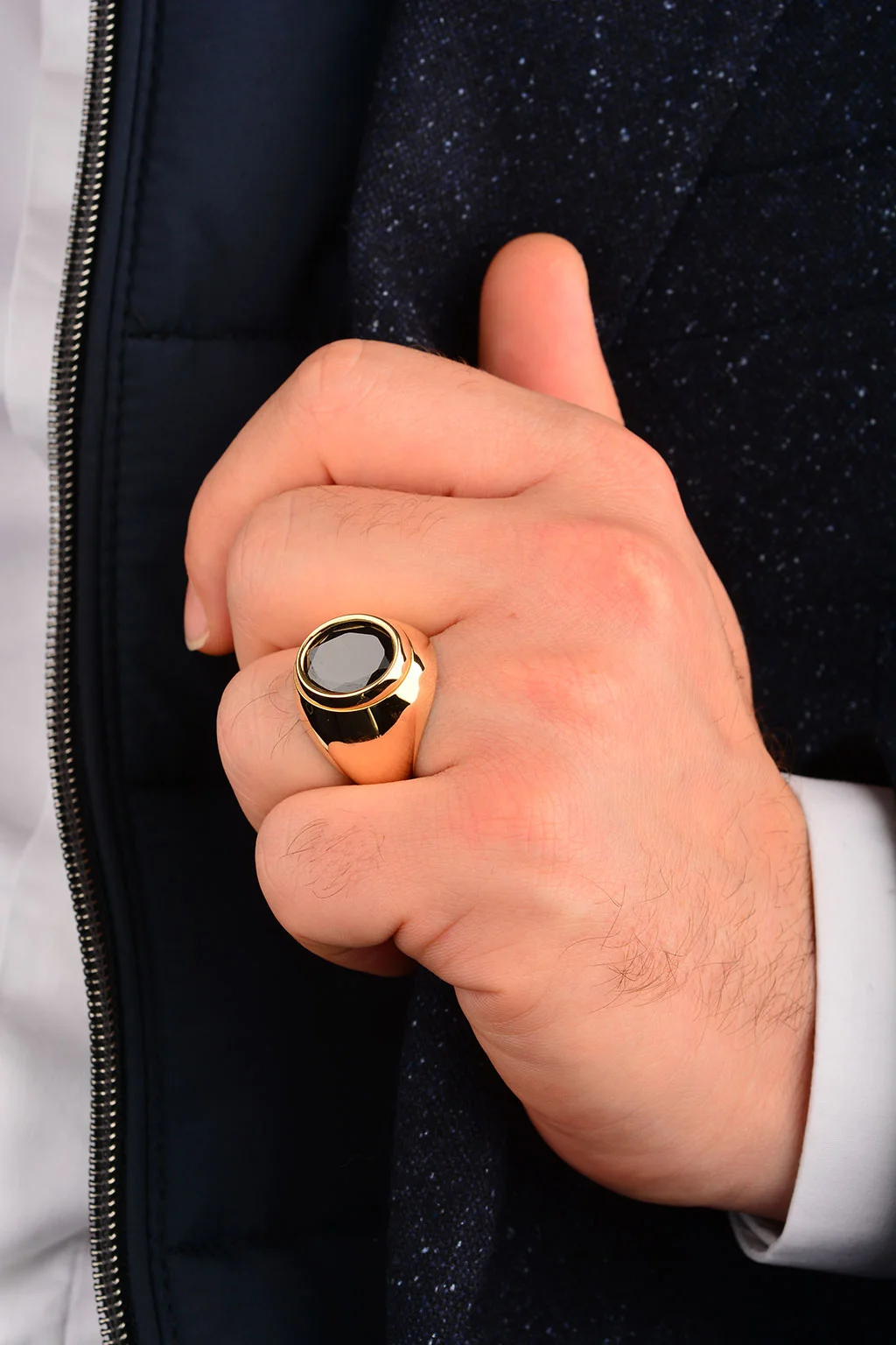 Cebeci 14 Ayar Erkek Siyah Taşlı Altın Yüzük