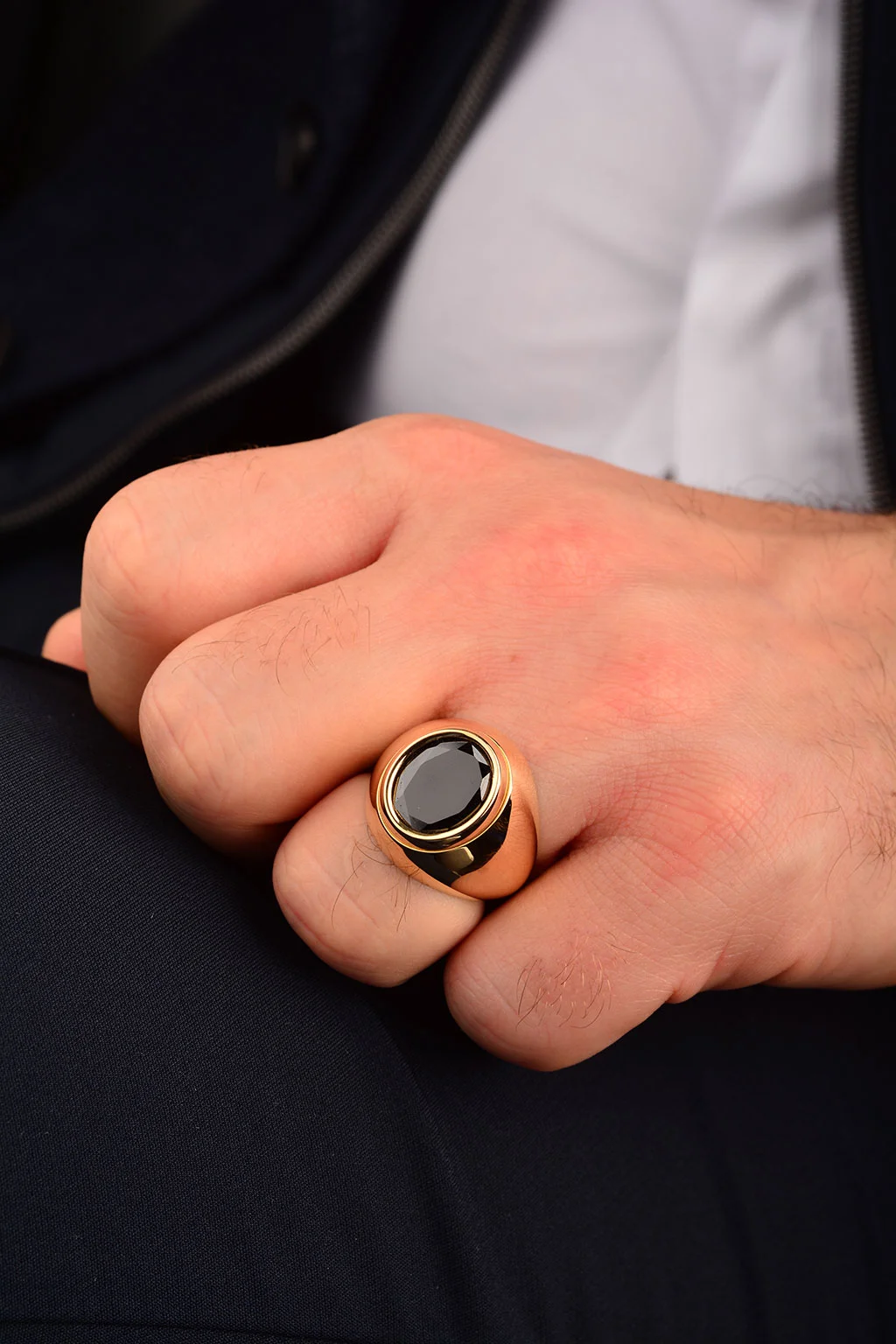 Cebeci 14 Ayar Erkek Siyah Taşlı Altın Yüzük