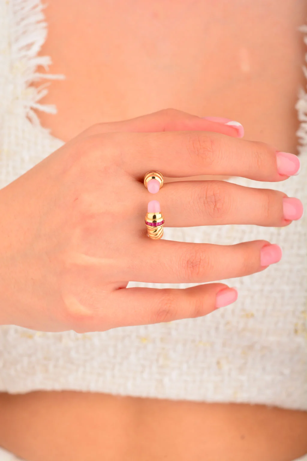 Cebeci 14 Ayar Pembe Taşlı Altın Yüzük