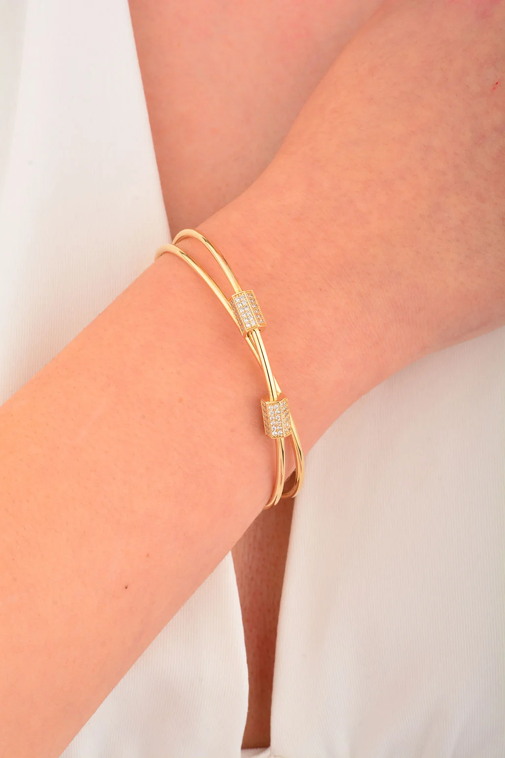 Cebeci 14 Ayar Taşlı Altın Çift Bilezik