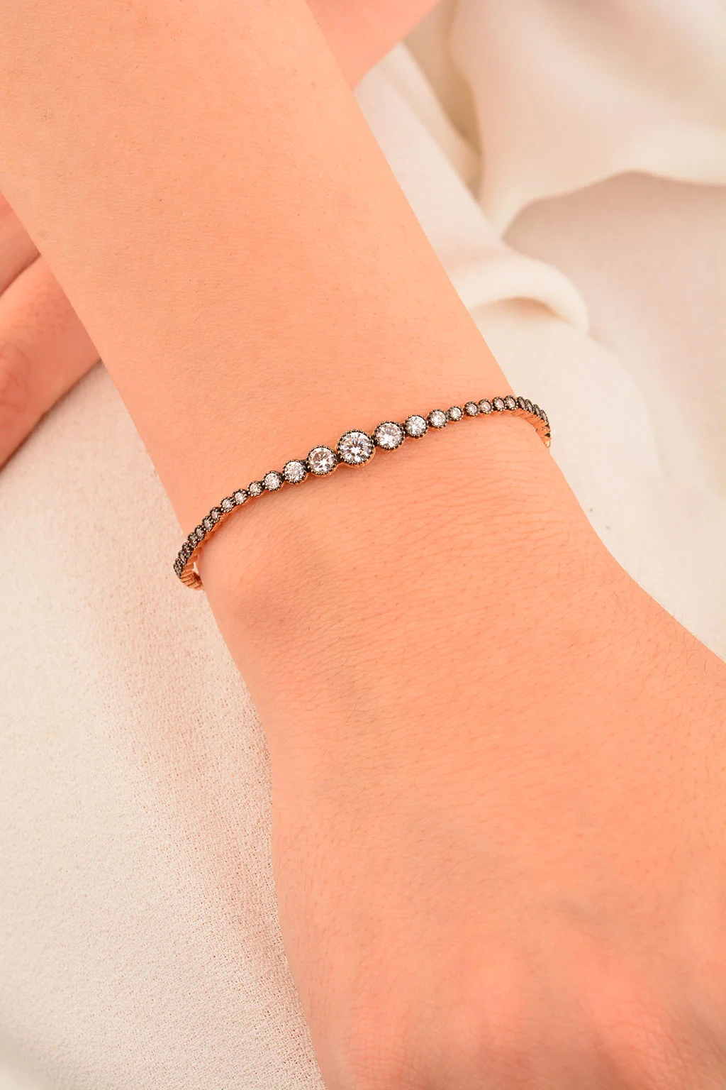 Cebeci 14 Ayar Su Yolu Rose Altın Bileklik