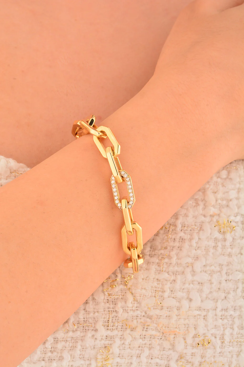 Cebeci 14 Ayar Ataçlı Taşlı Altın Bileklik