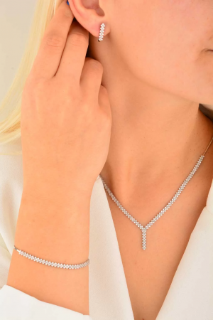 Cebeci 14 Ayar Altın Taşlı Su Yolu Gerdanlık Takımı