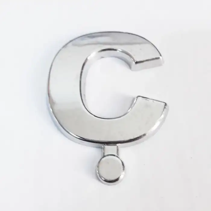 Cemax Ç Harfi  3,75 cm Krom Yapışkanlı