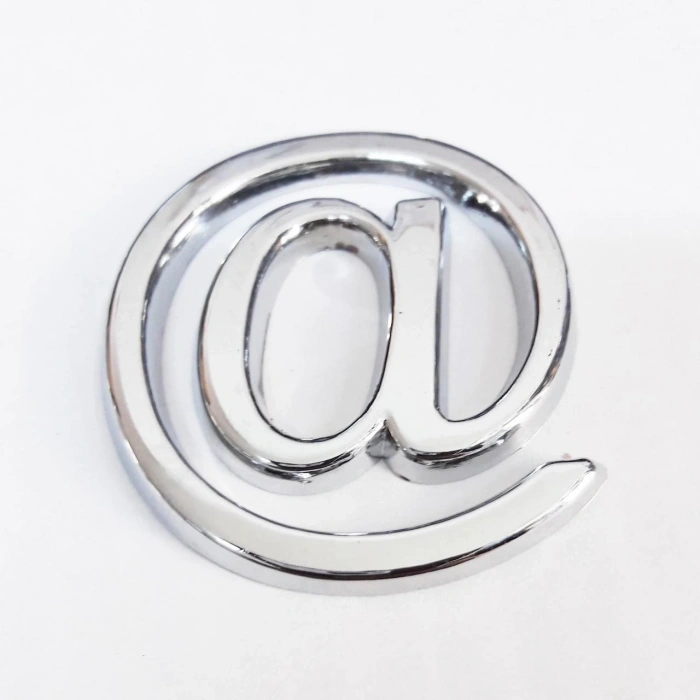 Cemax @ İşareti 3,75 cm Krom Yapışkanlı