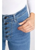 Düğme Detaylı Kesik Paça Slim Fit Jean-MAVİ