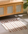 LC Waikiki Ekru Çizgi Nakışlı Banyo Paspası 50x80 Cm