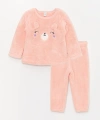 LC Waikiki Pembe Bisiklet Yaka Uzun Kollu Nakışlı Pelüş Kız Bebek Pijama Takımı
