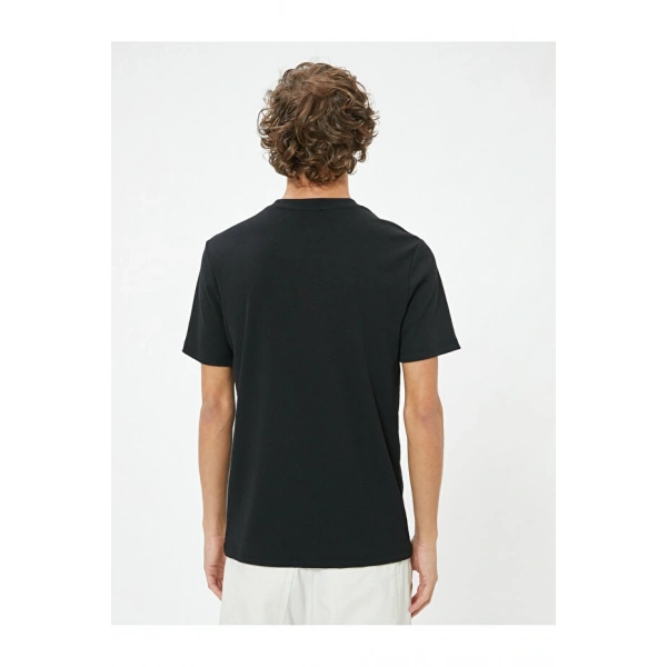 KOTON Erkek Basic Kısa Kollu Bisiklet Yaka Slim Fit T-shirt