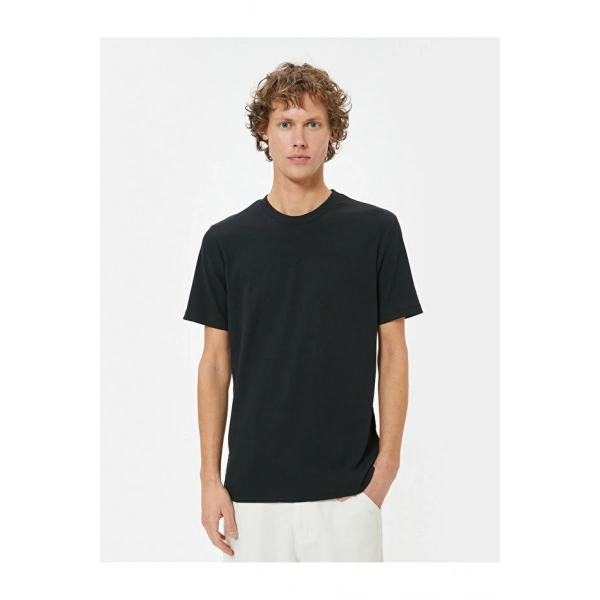 KOTON Erkek Basic Kısa Kollu Bisiklet Yaka Slim Fit T-shirt