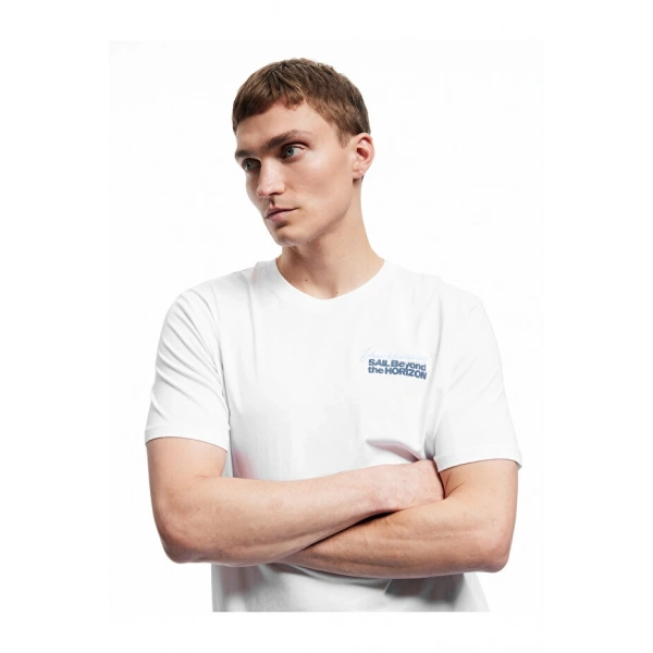 KOTON İşlemeli Kısa Kollu Bisiklet Yaka Pamuklu Regular Fit Tişört