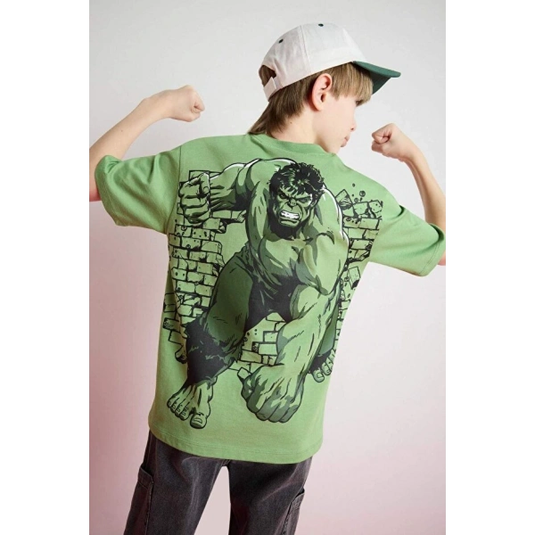 DEFACTO Erkek Çocuk Bisiklet Yaka Sırt Baskılı Kısa Kollu T-shirt