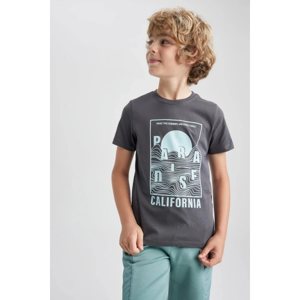 DEFACTO Erkek Çocuk Bisiklet Yaka Baskılı Kısa Kollu T-shirt