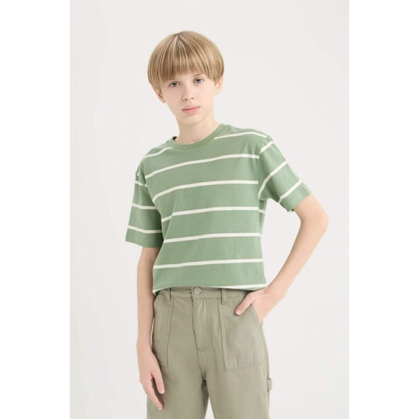 DEFACTO Erkek Çocuk Bisiklet Yaka Çizgili Kısa Kollu T-shirt